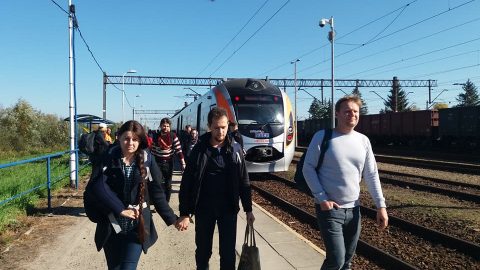 Найближчі два тижні подорож зі Львова до Перемишля потягом включатиме пішу прогулянку та автобусний трансфер