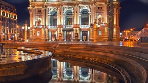 Фото Оперного театру у Львові визнано найкращою фотографією пам’яток України 2017