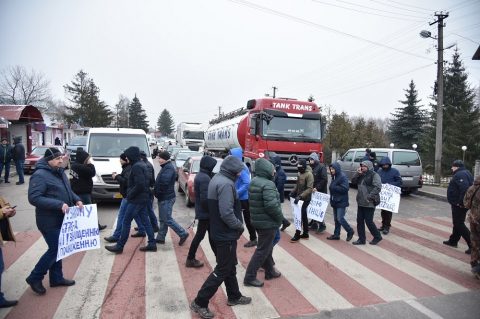 За перекриття траси Львів-Краковець протестувальникам доведеться відповісти