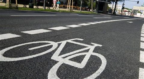 Правила дорожнього руху писані й для велосипедистів