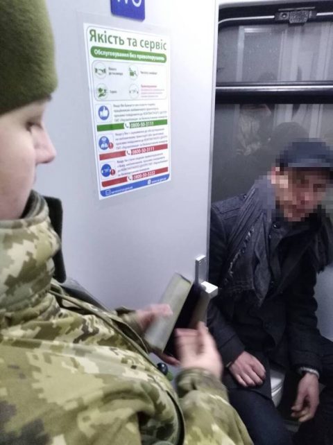 Мешканець Львівщини хотів потрапити до Польщі без паспорта заховавшись у туалеті потягу
