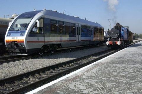 Укрзалізниця впроваджує онлайн-продаж квитків іще на два потяги до Польщі