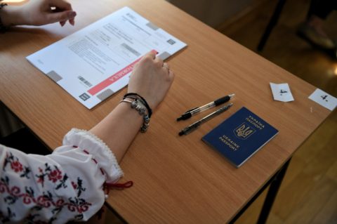 У Польщі складають випускні іспити, зокрема, з української мови