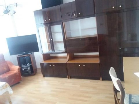 Економне житло для дівчини!