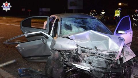 Біля кордону у Польщі зіткнулися українські авто: 19-річна дівчина загинула, шестеро травмованих