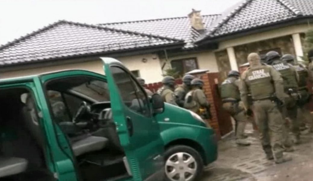 Військові і прикордонники у Польщі займалися контрабандою з України і Білорусі