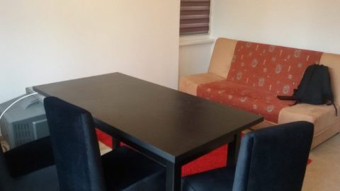 Велика кімната для сімейної пари