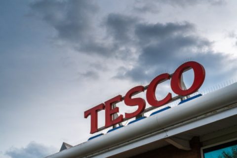 Tesco закриває 32 магазини по цілій Польщі. У планах масові звільнення
