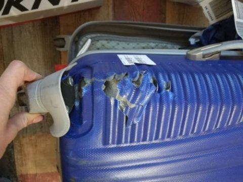 Пошкоджений багаж. Як стягнути з авіаперевізника відшкодування
