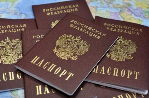 У Росії відкривають центри видачі паспортів жителям ОРДЛО
