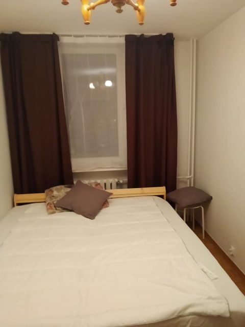 Здается комната для 2 порядочных людей.