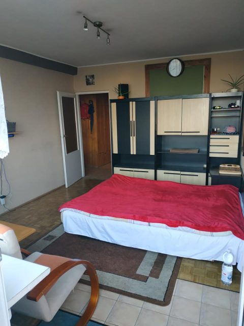 Сдам комнату для пары , или двух девушек .