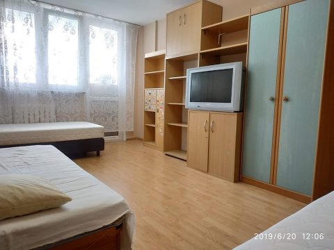 МЕСТО В КОМНАТЕ!ОТ СЕЙЧАС .