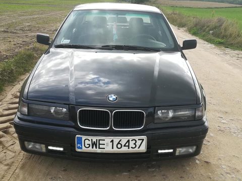 Sprzedam BMW 3 1,8 1992r.