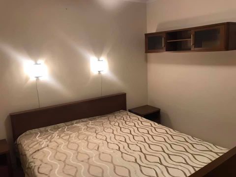 С 1.10 сдаётся комната для пары.Варшава.