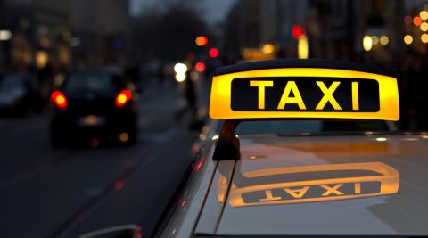 Нардепи вирішили обкласти податками таксистів України