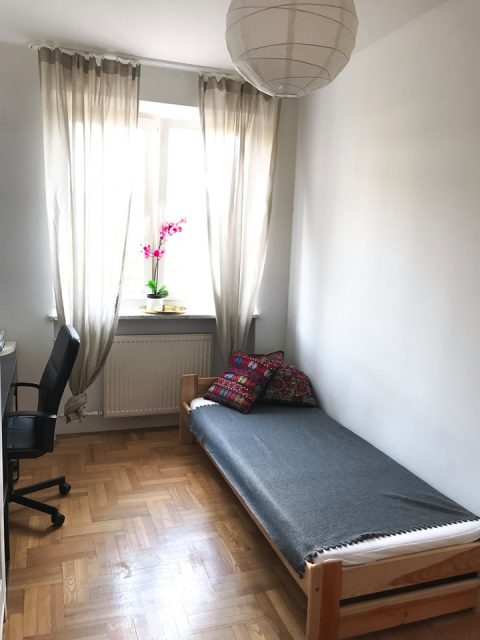 Pokój przy metrze Kabat.Warszawa