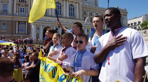 Міграційна служба порахувала, скільки іноземців офіційно проживають в Україні