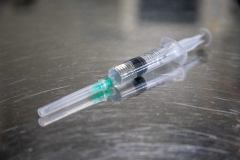 Харківська компанія просить МОЗ зареєструвати російську вакцину
