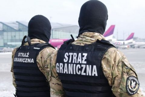 Польська прикордонна служба відповідає на запитання українців які їдуть до Польщі