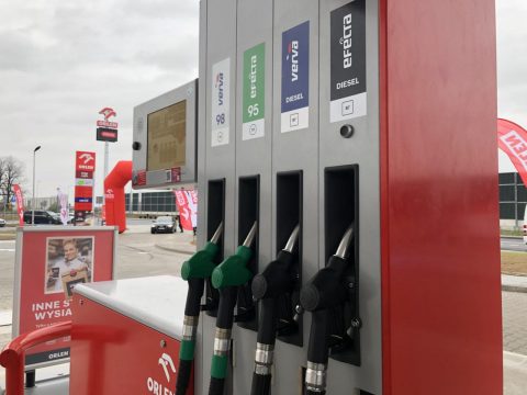 Orlen знижує ціни на паливо