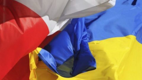 Польський уряд ухвалив законопроєт про допомогу біженцям з України