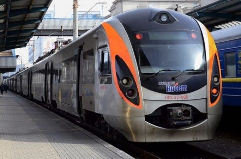 Польська залізниця спрощує правила безкоштовного проїзду для українців