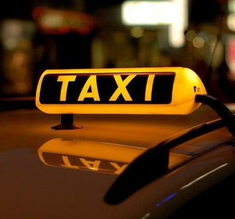 ВОДІЙ ТАКСІ