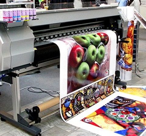 Працівник на поліграфічному  виробництві