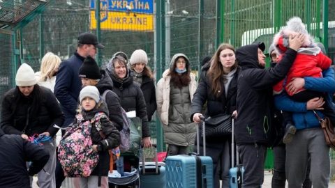 Біженці з України – користь чи проблема для Польщі?