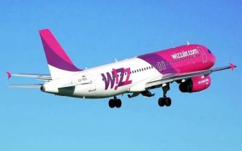 Wizz Air у Польщі пропонує роботу українцям