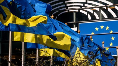 Україна отримала статус кандидата на вступ в ЄС