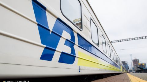 Укрзалізниця змінює розклад руху двох поїздів, які курсують між Україною та Польщею