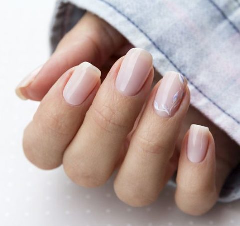 Cтиліст жіночого манікюру