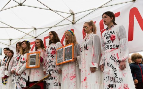 У Варшаві провели мітинг на підтримку захисників Азовсталі