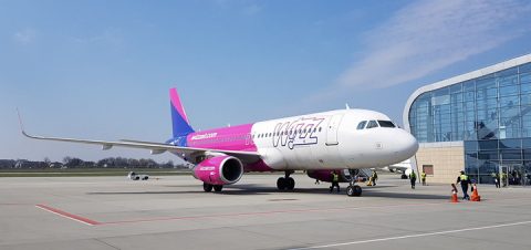 Wizz Air відкриває 5 нових маршрутів з Варшави
