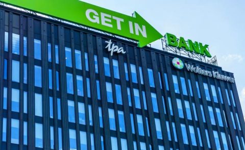 Один з крупних польських банків від сьогодні припиняє своє існування