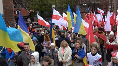 Історичний момент. Українці взяли участь у параді Незалежності Польщі.ФОТО