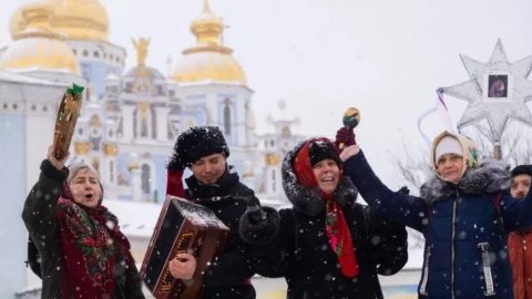 Православні традиції як зброя або коли українці мають святкувати Різдво? Опитування