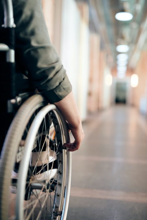 Фонд Avalon надає допомогу біженцям з інвалідністю у придбанні медичного або ортопедичного обладнання