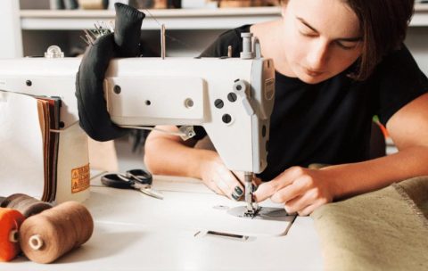 Швея без нічних змін