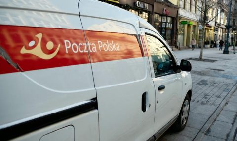 Poczta Polska терміново шукає сотень людей до праці. Ось заробітки які пропонують