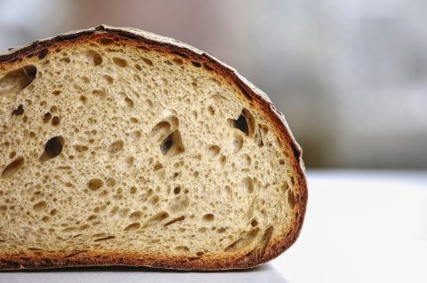 У 2024 році ціни на хліб в Польщі зростуть майже у два рази