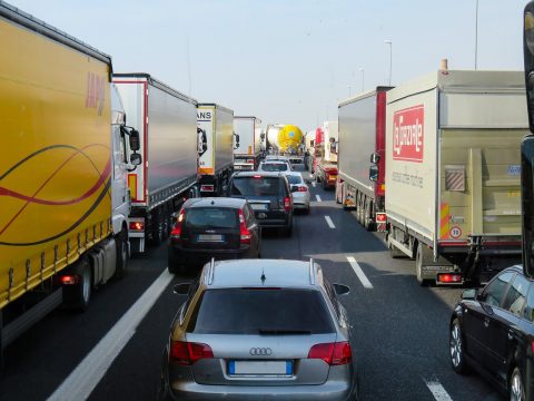 Польські водії у листопаді перекриють кордон з Україною. В чому причина страйку?