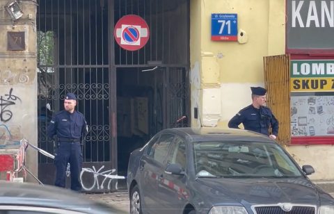 Безхатченків з України підозрюють у резонансному вбивстві у центрі Варшави