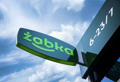 Термінове оголошення від мережі Żabka. Скло в одному з продуктів